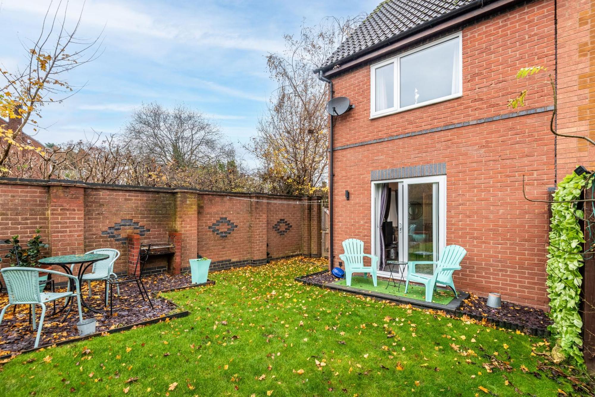 Worcester Fabulous Cherry Tree Mews Self Check In Dogs Welcome By Prior Arrangement , 2 Double Bedrooms ,Super Fast Wi-Fi, With Free Off Road Parking For 2 Vehicles Near Royal Hospital And Woodland Walks Zewnętrze zdjęcie